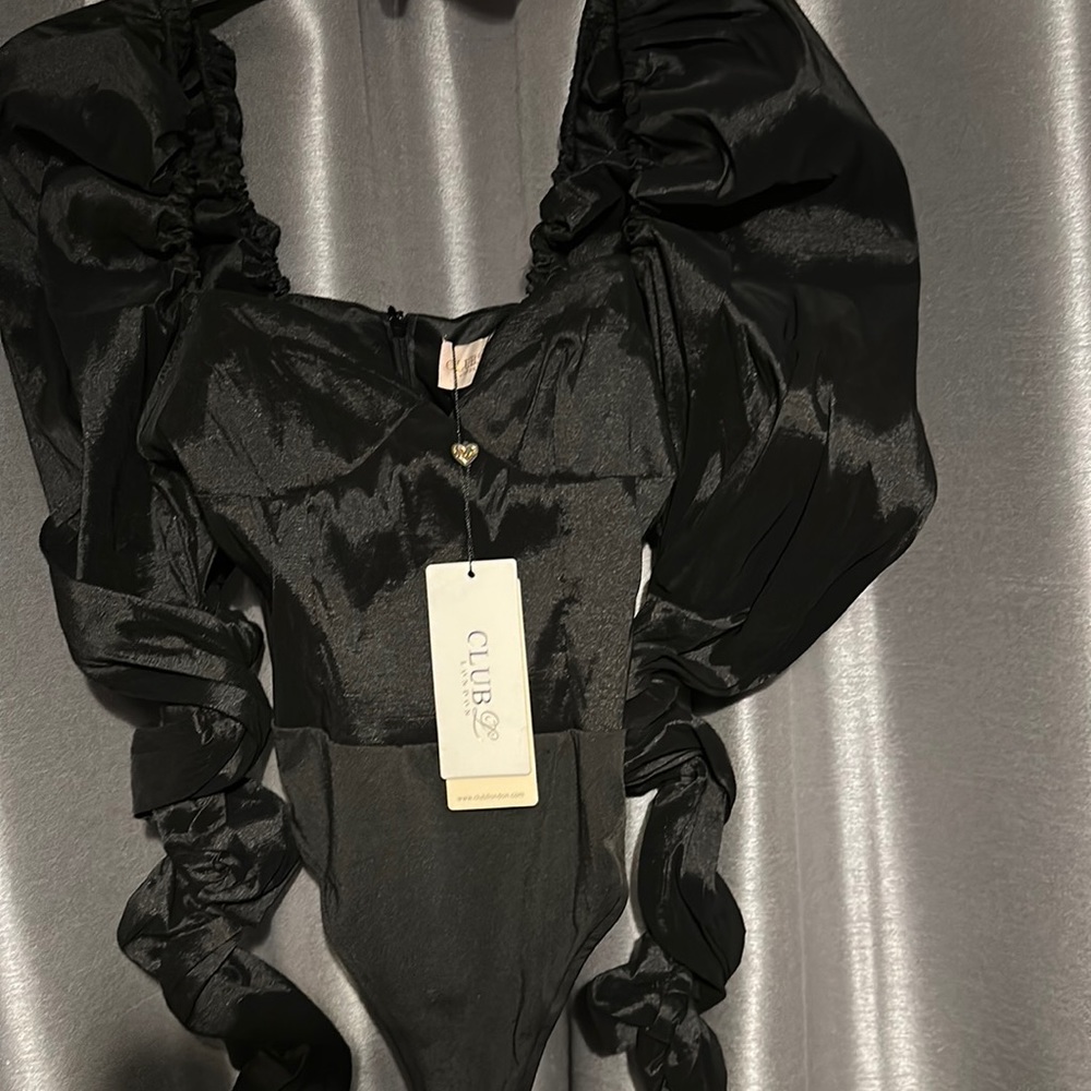 Club L London Club L Ruched Bodysuit With Puff Sleeve Detail In black